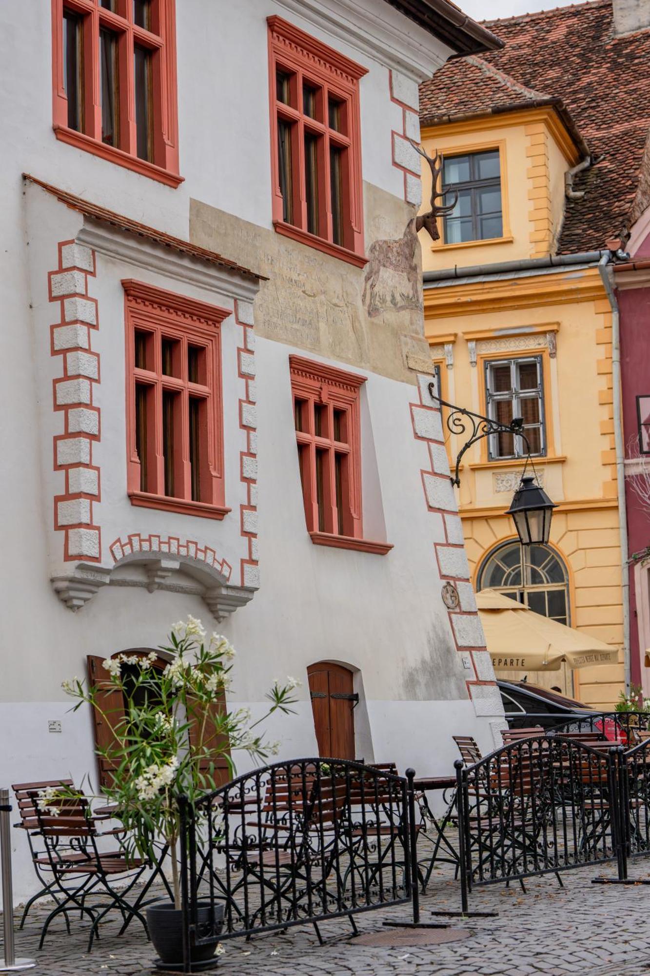 Hotel Casa Cu Cerb Sighişoara Exterior foto